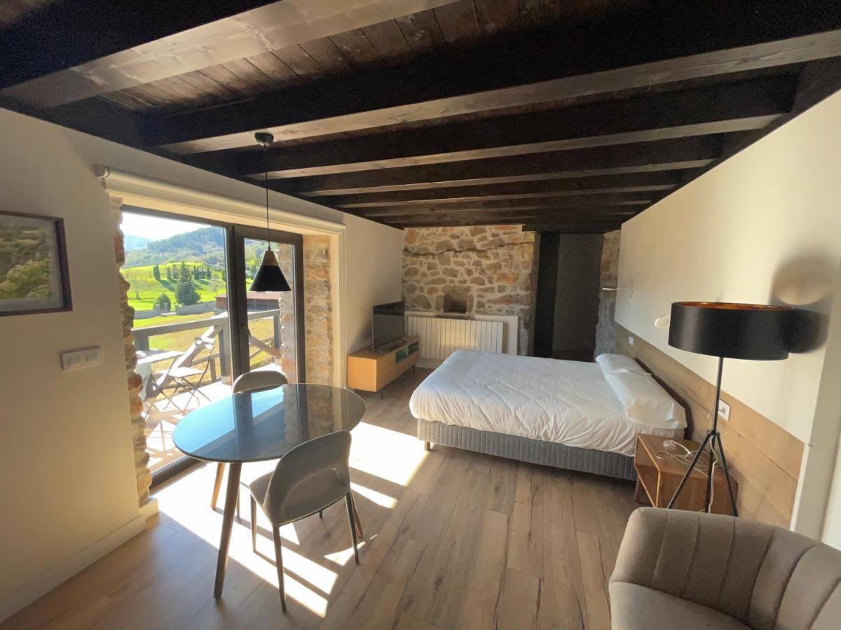 Apartamentos Picabel Onís 外观 照片