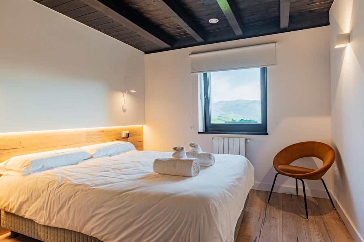 Apartamentos Picabel Onís 外观 照片