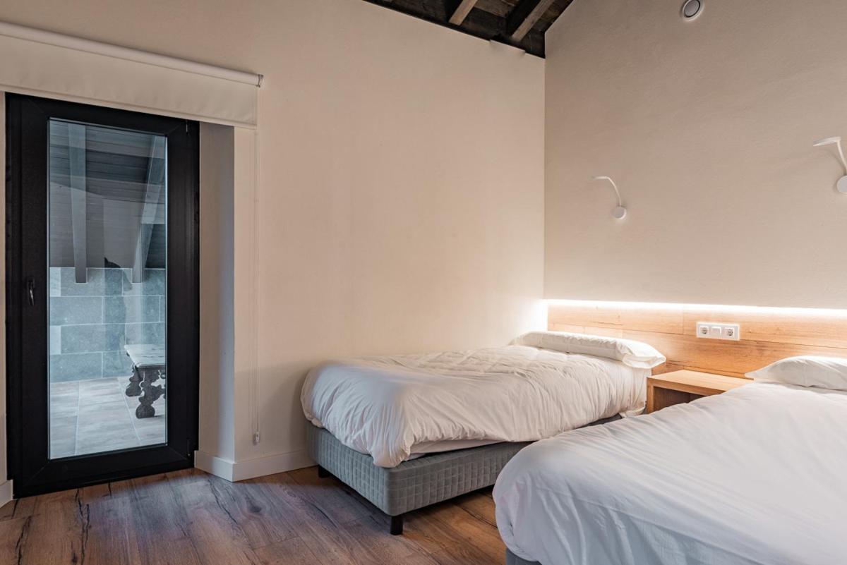 Apartamentos Picabel Onís 外观 照片