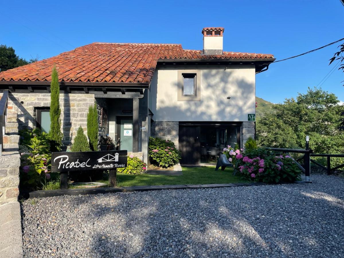 Apartamentos Picabel Onís 外观 照片